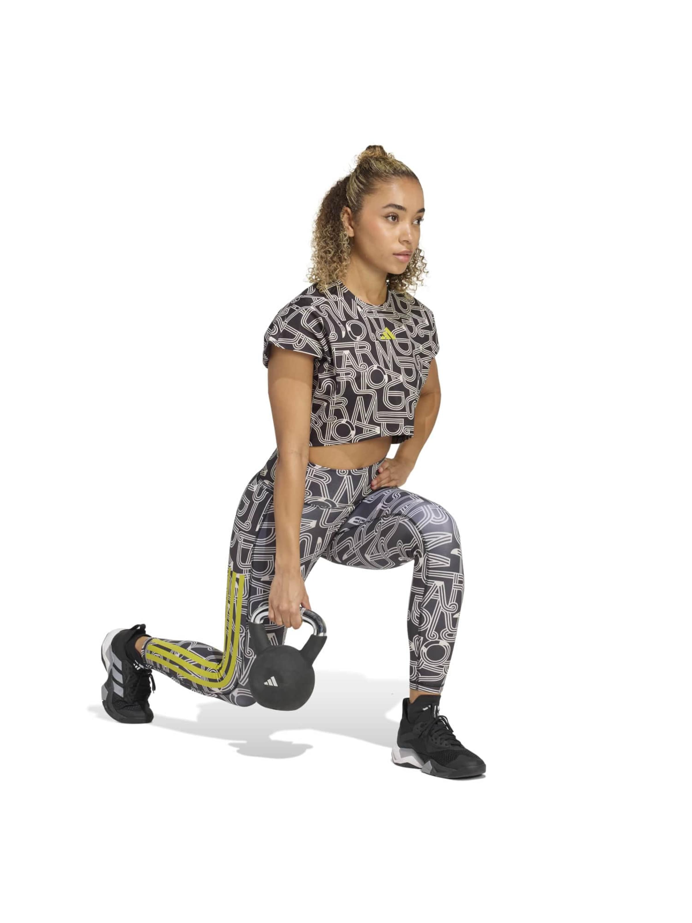 Skinny Pantaloni sportivi di ADIDAS PERFORMANCE in nero