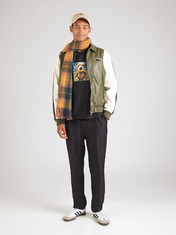 T-Shirt 'Great' WEEKDAY en noir