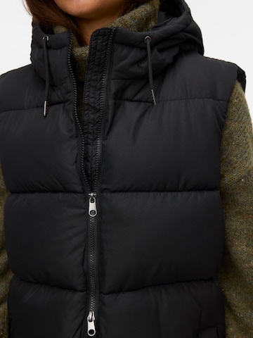 Vero Moda Curve Liivi värissä musta