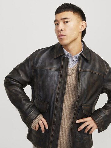 JACK & JONES Jacke in Braun