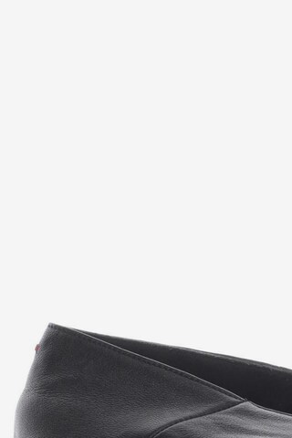 Aeyde Flats & Loafers in 35 in Black