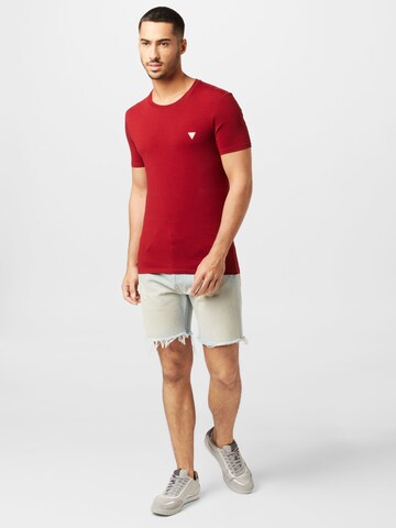 T-Shirt GUESS en rouge