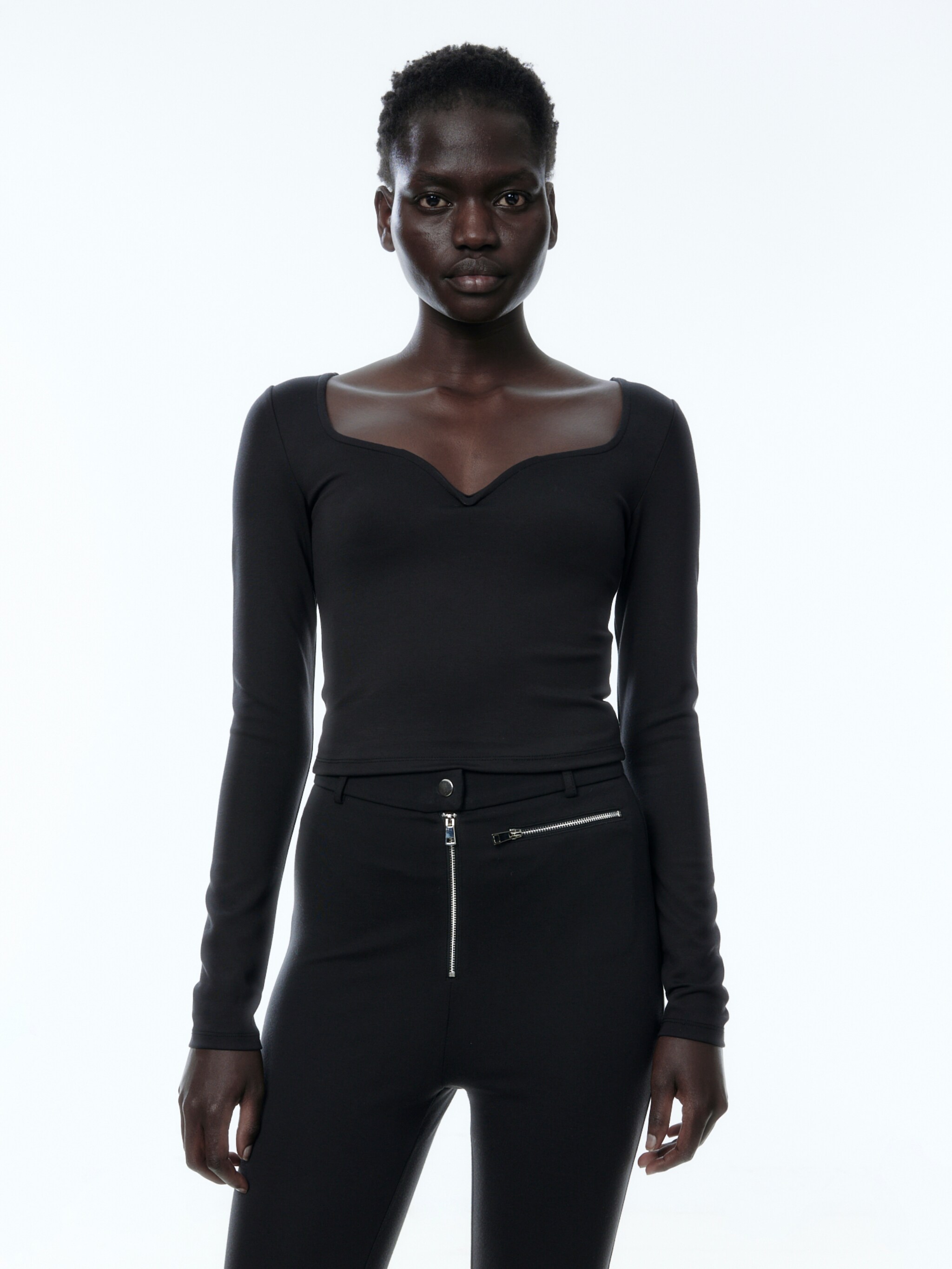 EDITED Producten Shirt 'Amrei' Zwart