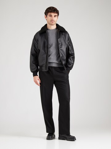 Calvin Klein Regular Sweater in Grey