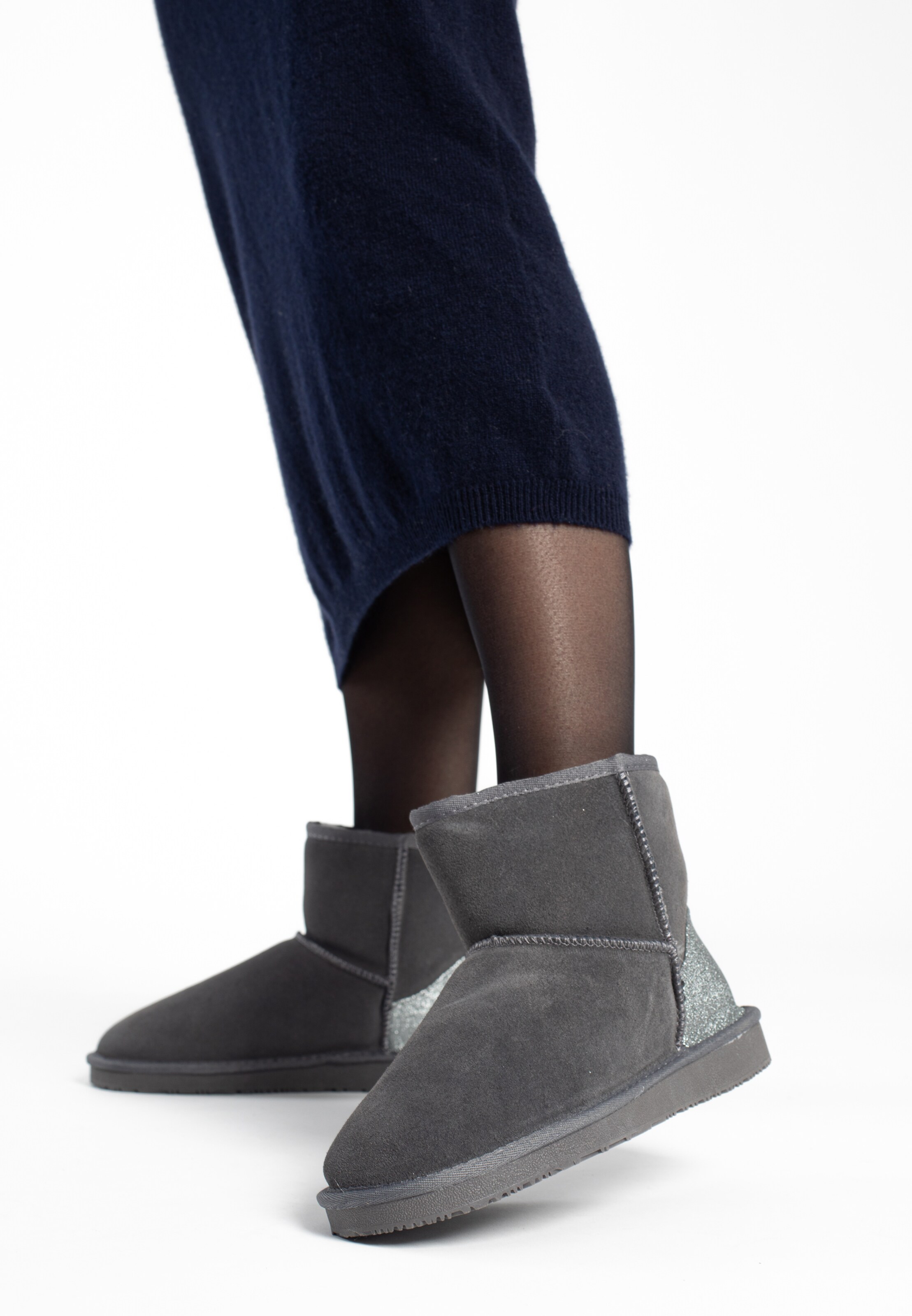Gooce - Botas 'Acacia' en gris: frente