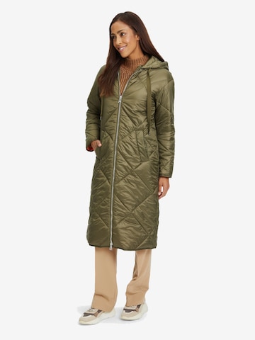 Cartoon Winter Jacket in Green: front