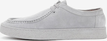 Chaussure à lacets Derimod en gris : devant