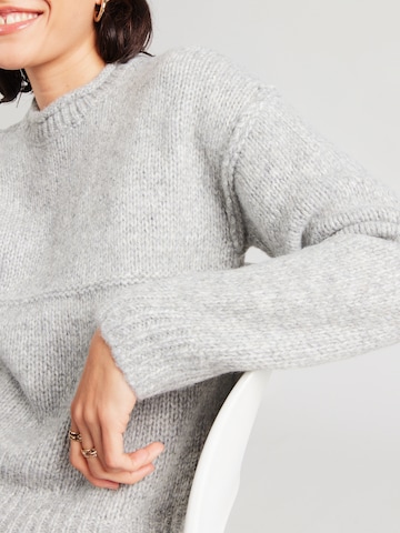 Noisy may Svetr 'NMELOISE' – šedá