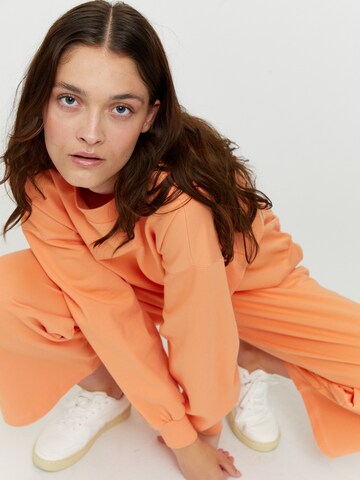 mazine Sweatshirt ' Monica Sweater ' in Orange