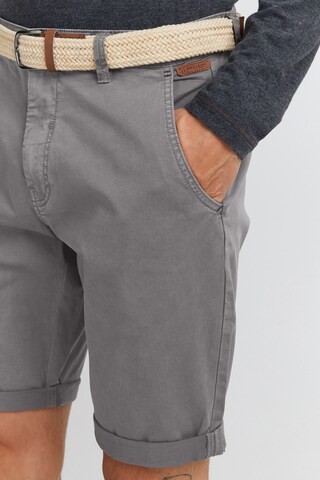Regular Pantalon 'Fribus' 11 Project en gris