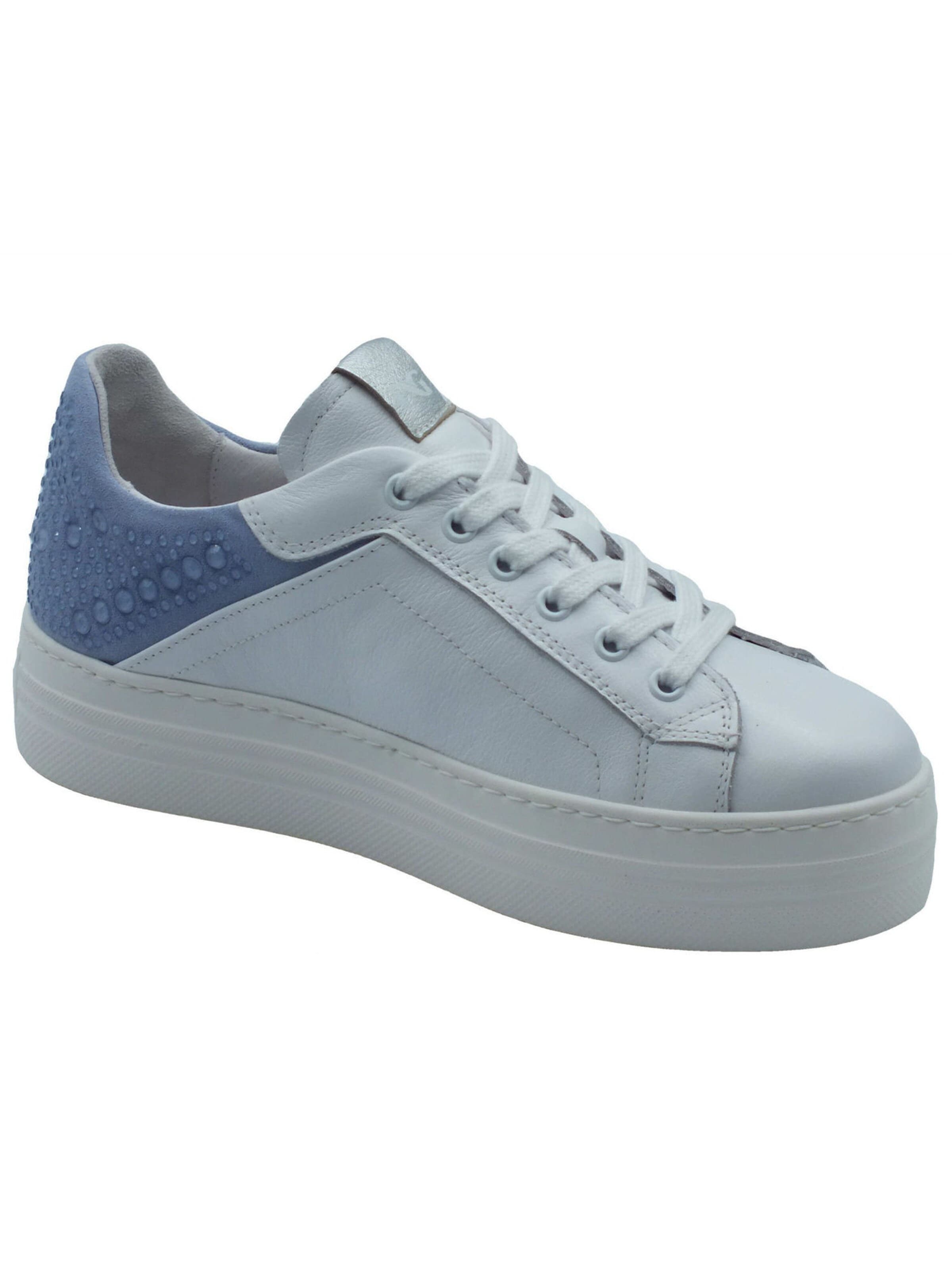Nero Giardini Lace-Up Shoes in White
