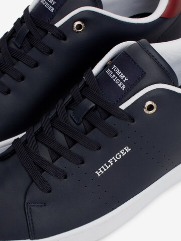 TOMMY HILFIGER Sneakers in Blue