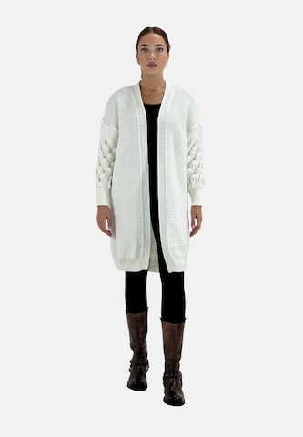Cappotto in maglia di Elara in bianco: frontale