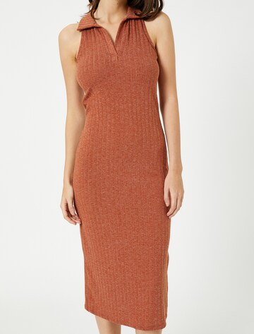 Koton Kleid in Braun