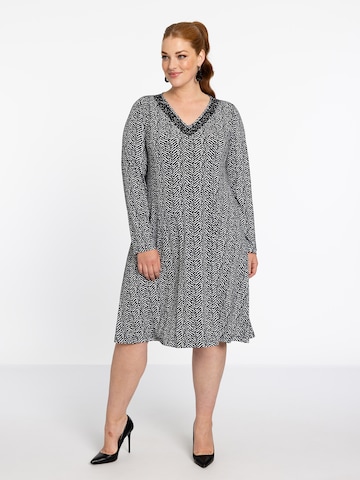 Robe YOEK en noir