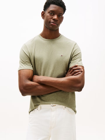 TOMMY HILFIGER Póló 'ESSENTIAL' - zöld: elől