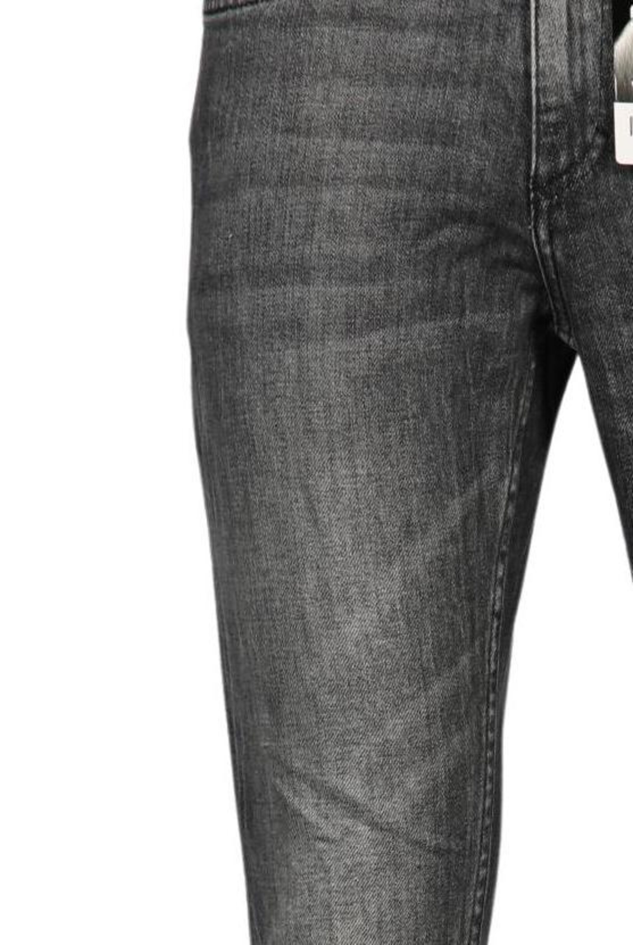 Closed Jeans in 29 in Grey