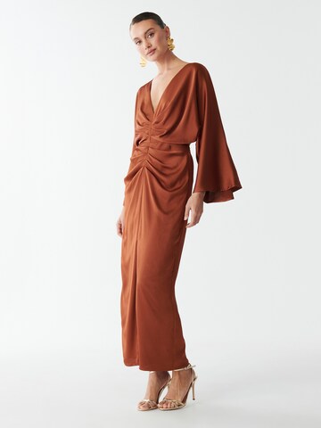 Rochie de seară 'Deliliah' de la Sável pe portocaliu