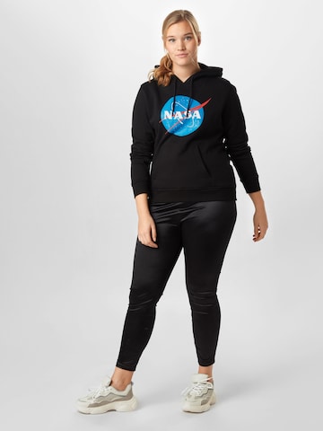 Mister Tee Sweatshirt 'Nasa' in Schwarz