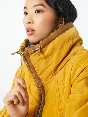 Veste d’hiver QS en jaune