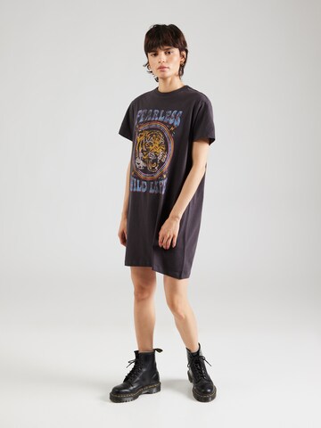 Noisy may - Vestido 'NMZODIAC' em cinzento: frente