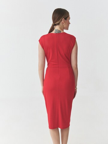 TATUUM Dress in Red