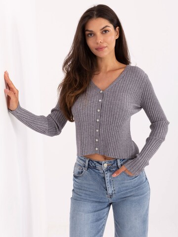 Madnezz House Sticktop 'R1639.27' in Grau: Vorderseite