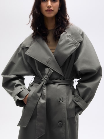 Pull&Bear Between-seasons coat in Grey