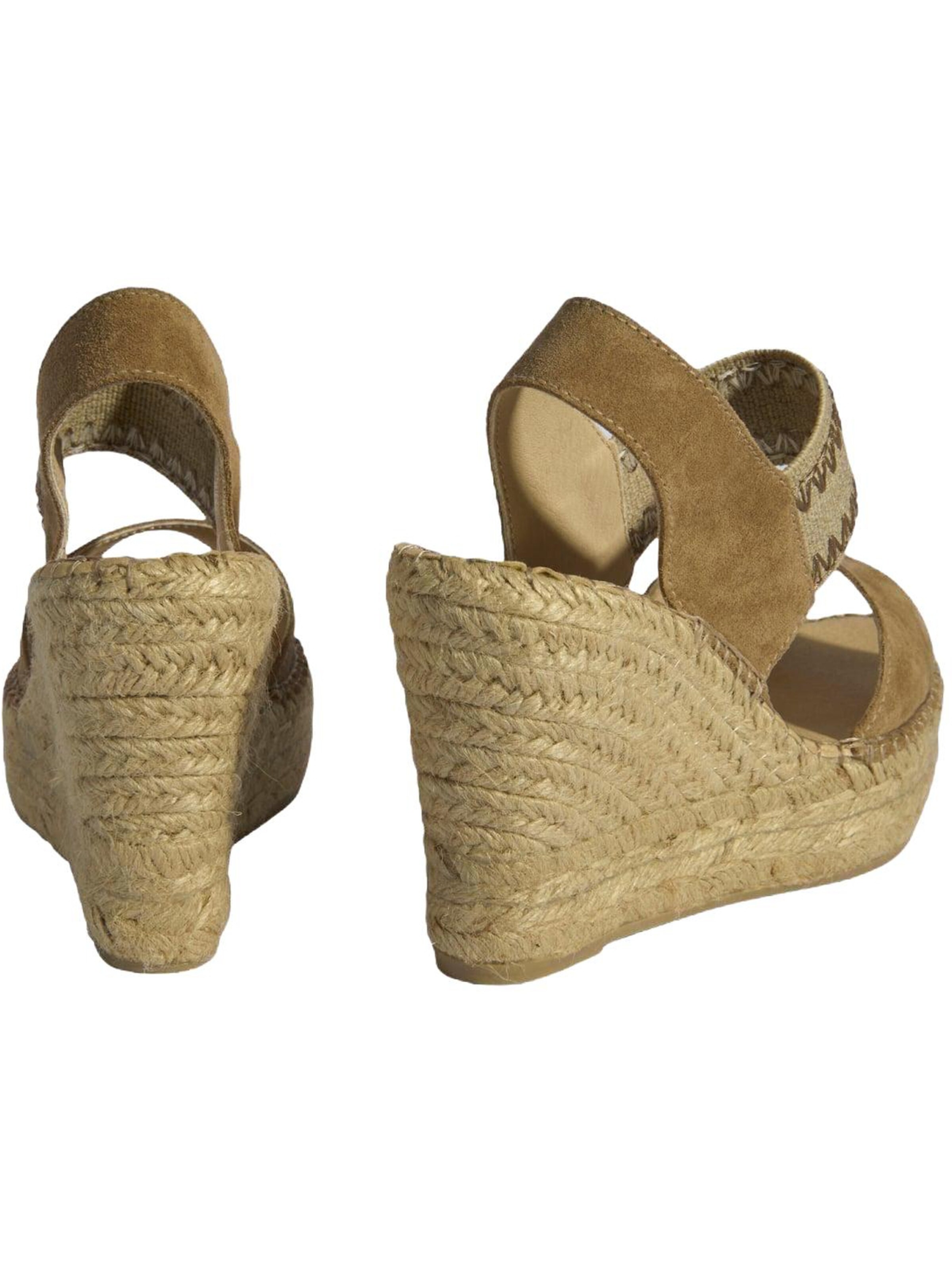 Desa Espadrilles 'Slip-Ons'‌‌‌‌‌ in Beige