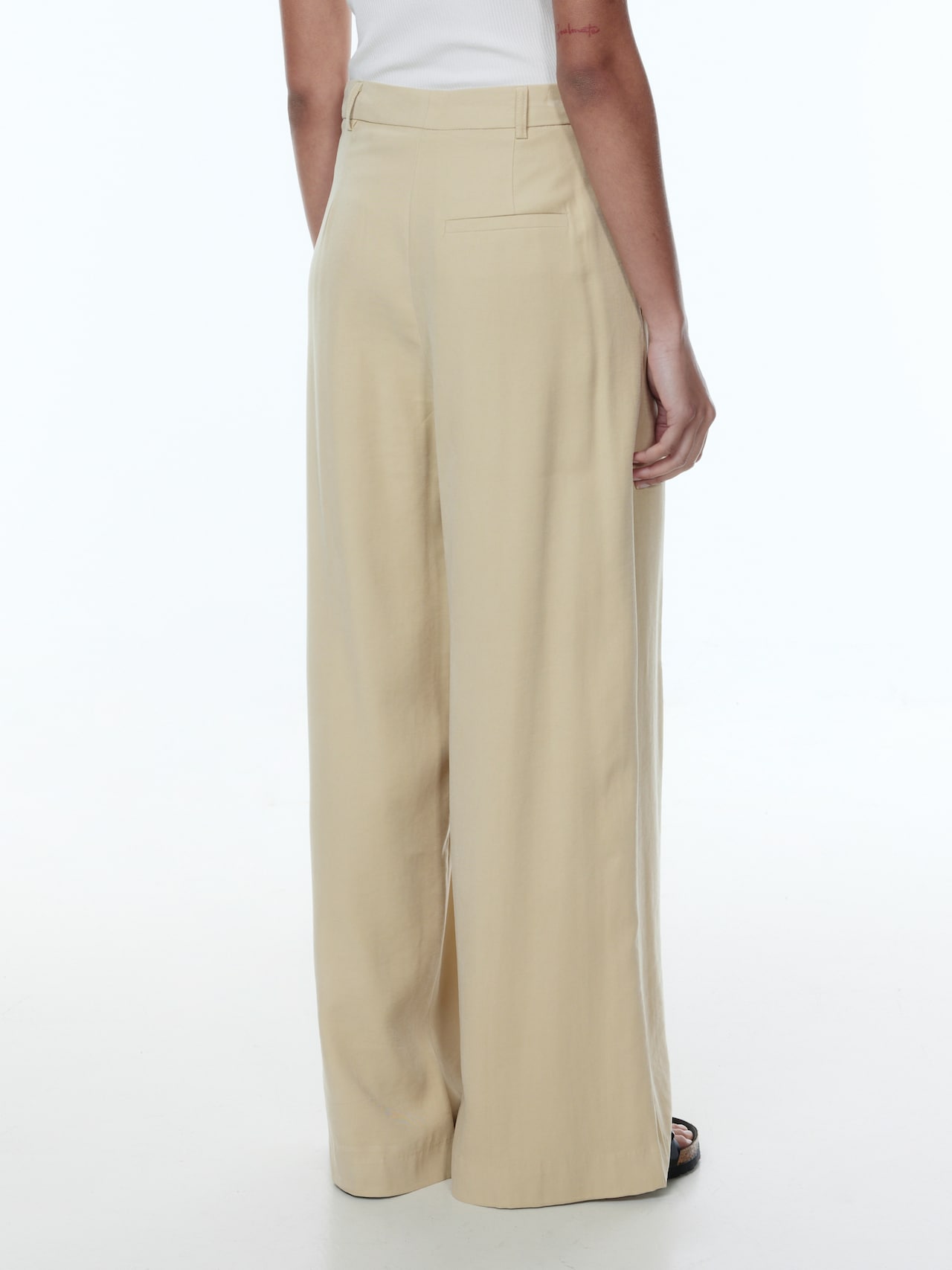 EDITED Broek 'Jocelyne' Beige