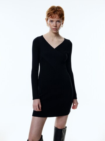 EDITED Трикотажное платье 'Amely' в Черный: спереди