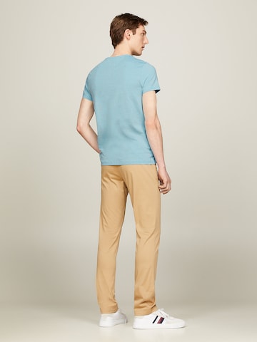 TOMMY HILFIGER Slim Fit T-Shirt in Blau