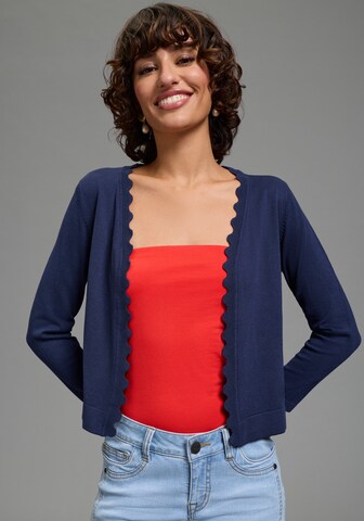 LAURA SCOTT Knit Cardigan in Blue: front