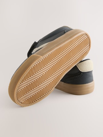 Next Trainers in Black
