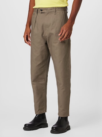 G-Star RAW Loose fit Pleat-front trousers in Brown: front