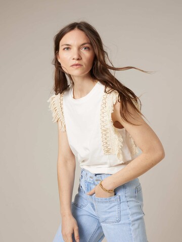 T-shirt 'Dayna' Deeluxe en blanc : devant