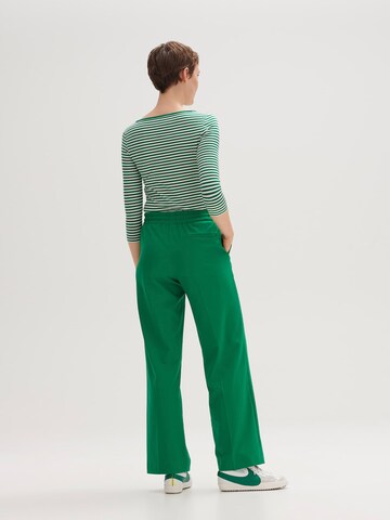 Largi Pantaloni cu dungă de la OPUS pe verde