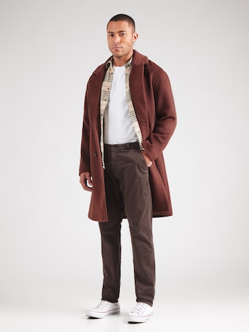 Casual Friday - Slimfit Pantalón chino 'Viggo' en marrón