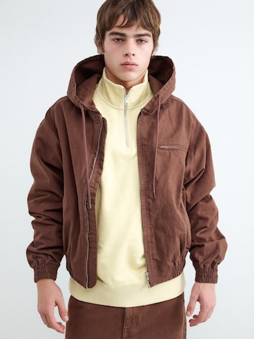 BALMOHK Φθινοπωρινό και ανοιξιάτικο μπουφάν σε καφέ: μπροστά