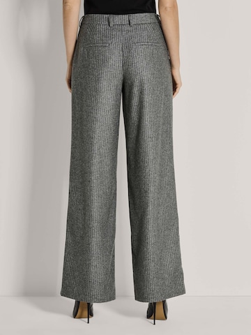 Loosefit Pantalon à pince MADELEINE en gris