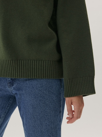 KAVAZI Sweater 'Eucalyptus' in Green