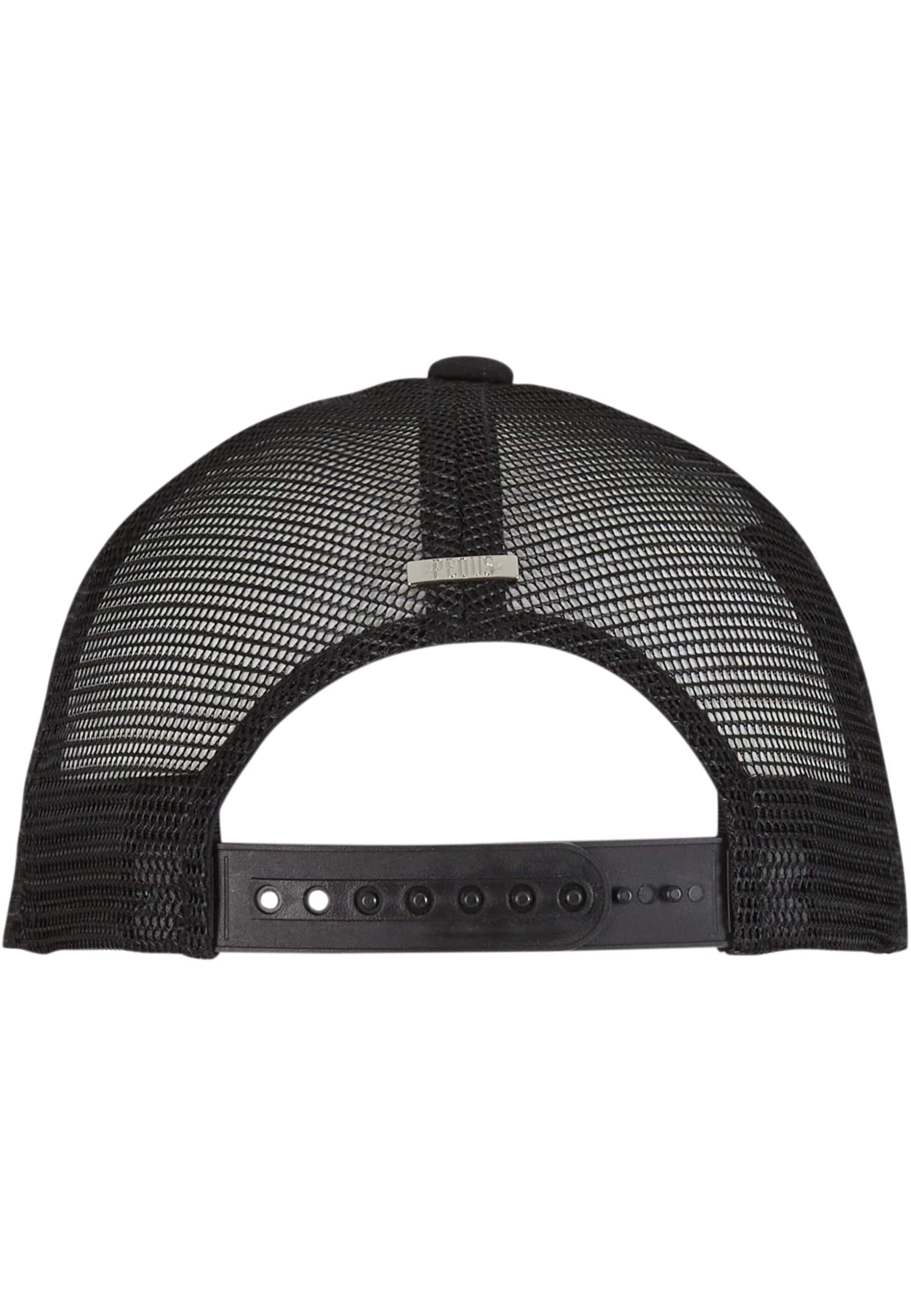 melns Pequs Naģene 'A Paradise Beach Club'