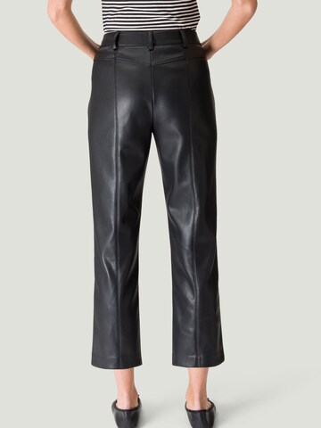 Coupe slim Pantalon zero en noir