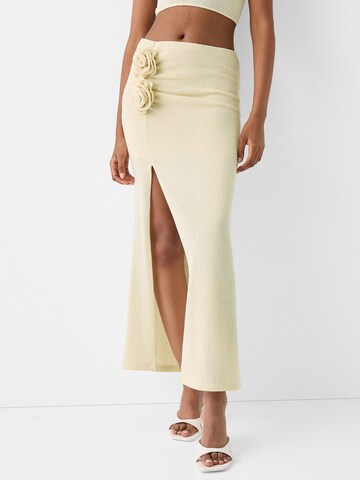 Bershka Skirt in Beige: front