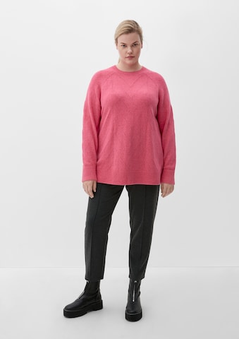 TRIANGLE Pullover in Pink