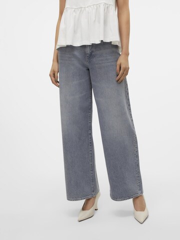 Loosefit Jean VERO MODA en gris : devant