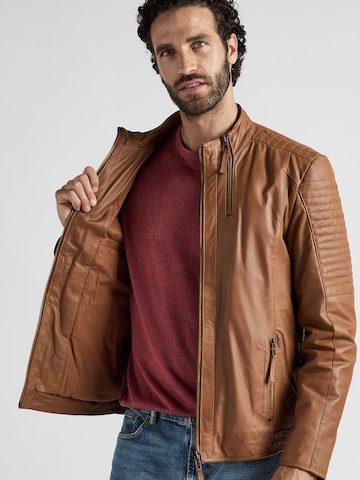 JCC Tussenjas '16-13-2' in Bruin