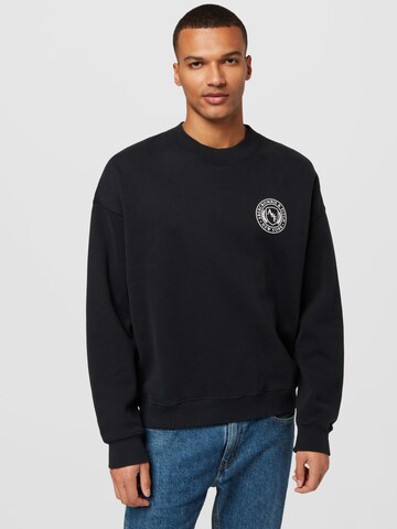 Abercrombie & Fitch Sweatshirt in Black: front