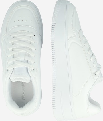 Champion Authentic Athletic Apparel Sneakers in White