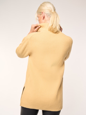 Pullover 'Tessa' di ABOUT YOU x Laura Giurcanu in beige